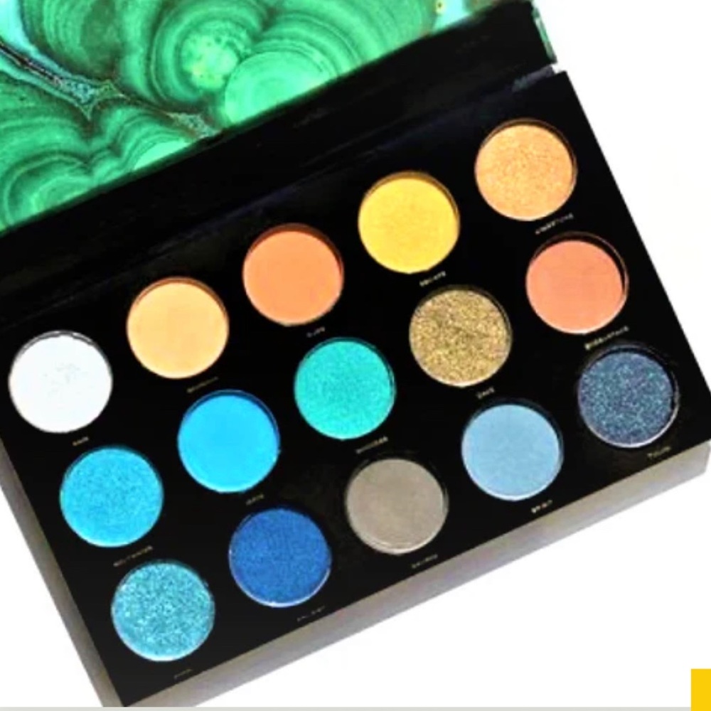 HIPDOT - Cenote Pressed Eyeshadow Palette